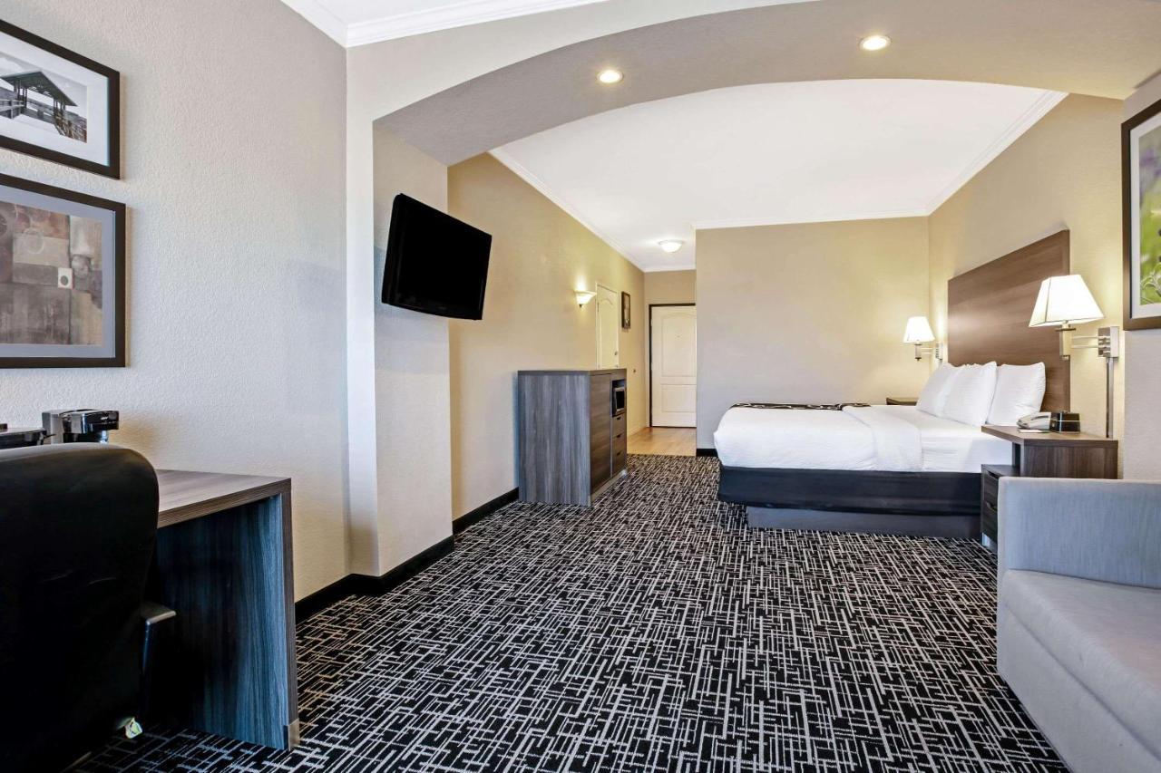 La Quinta By Wyndham Garland Harbor Point Hotel Ngoại thất bức ảnh